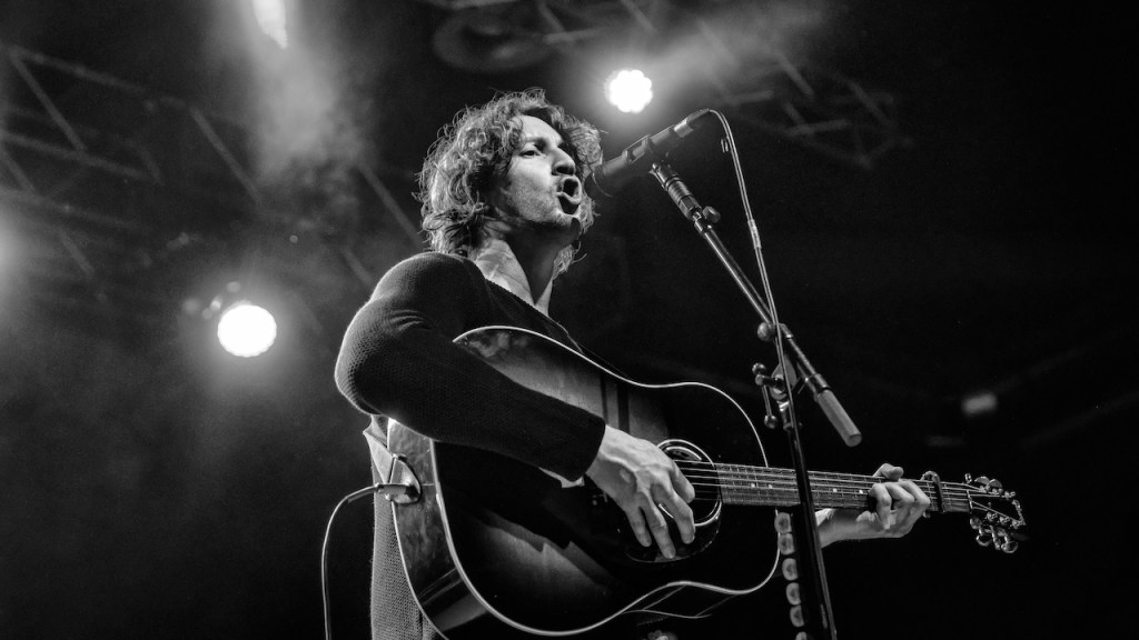 Dean Lewis