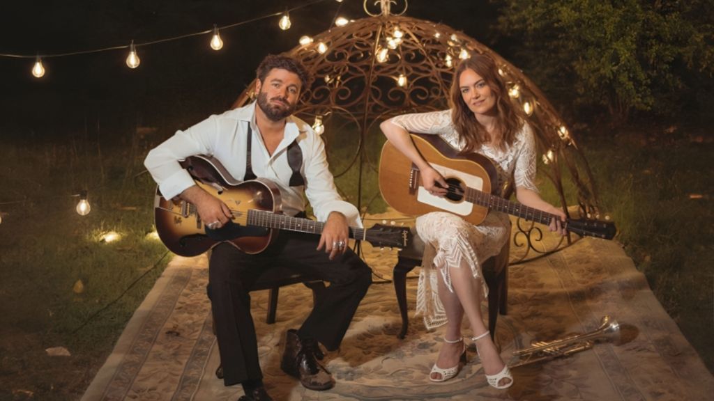 Angus & Julia Stone