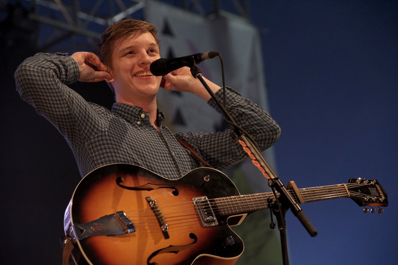 21GeorgeEzra04