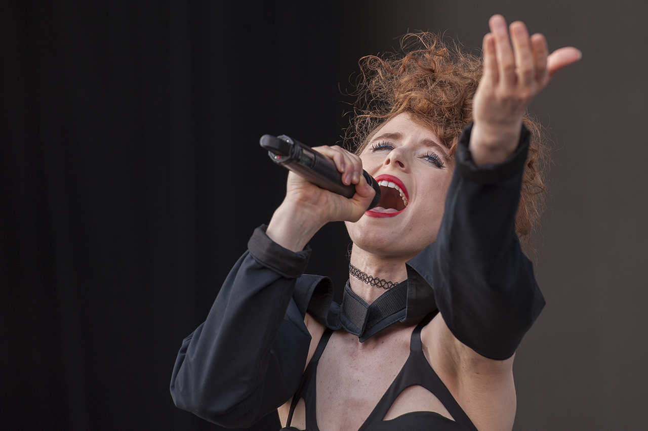 01KIESZA02