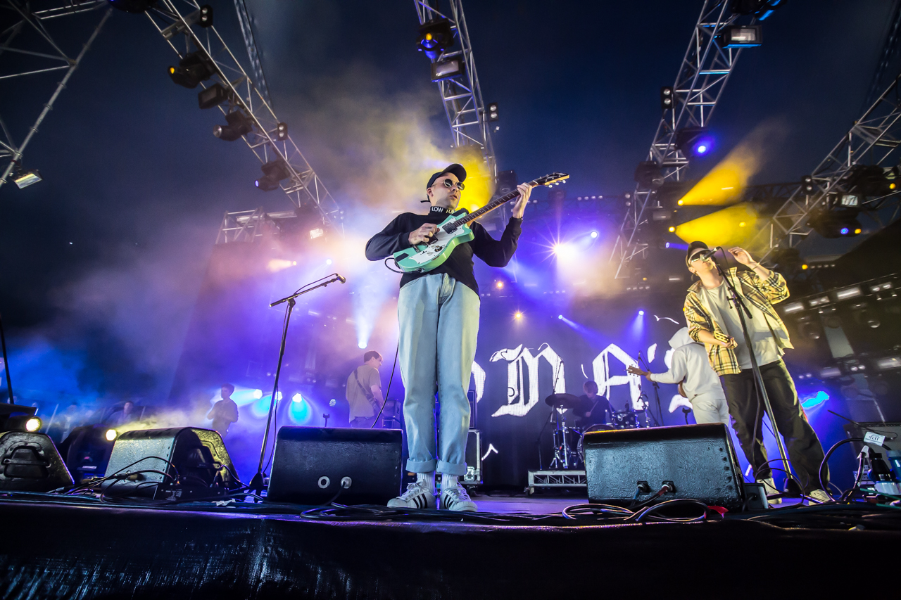 03DMASGroovintheMoo 14