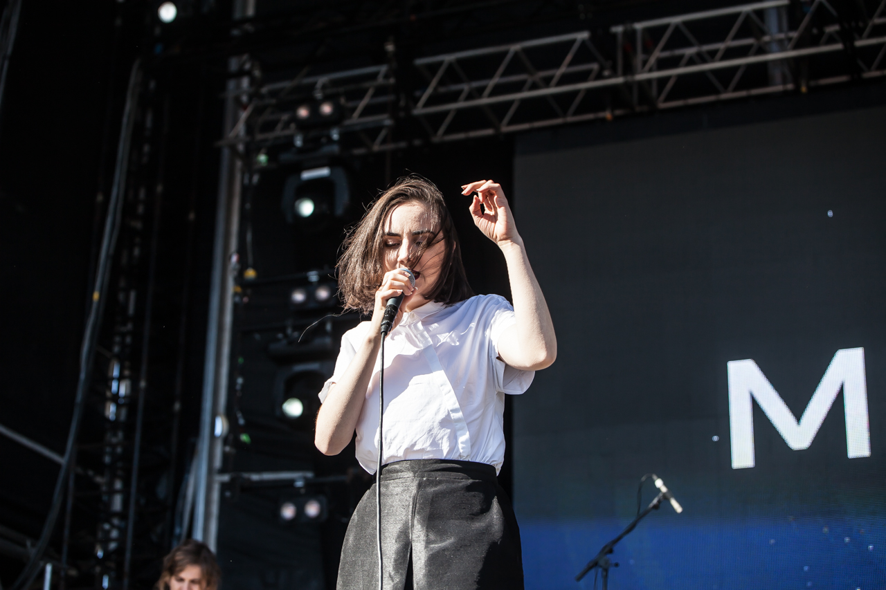 03MegMacGroovintheMoo 16