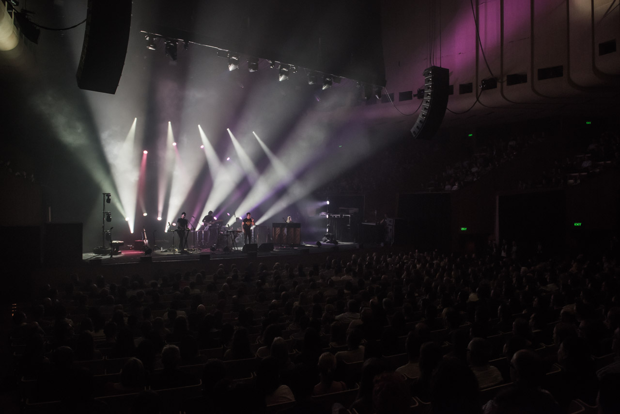 01SurfanStevensatSydneyOperaHouse 19