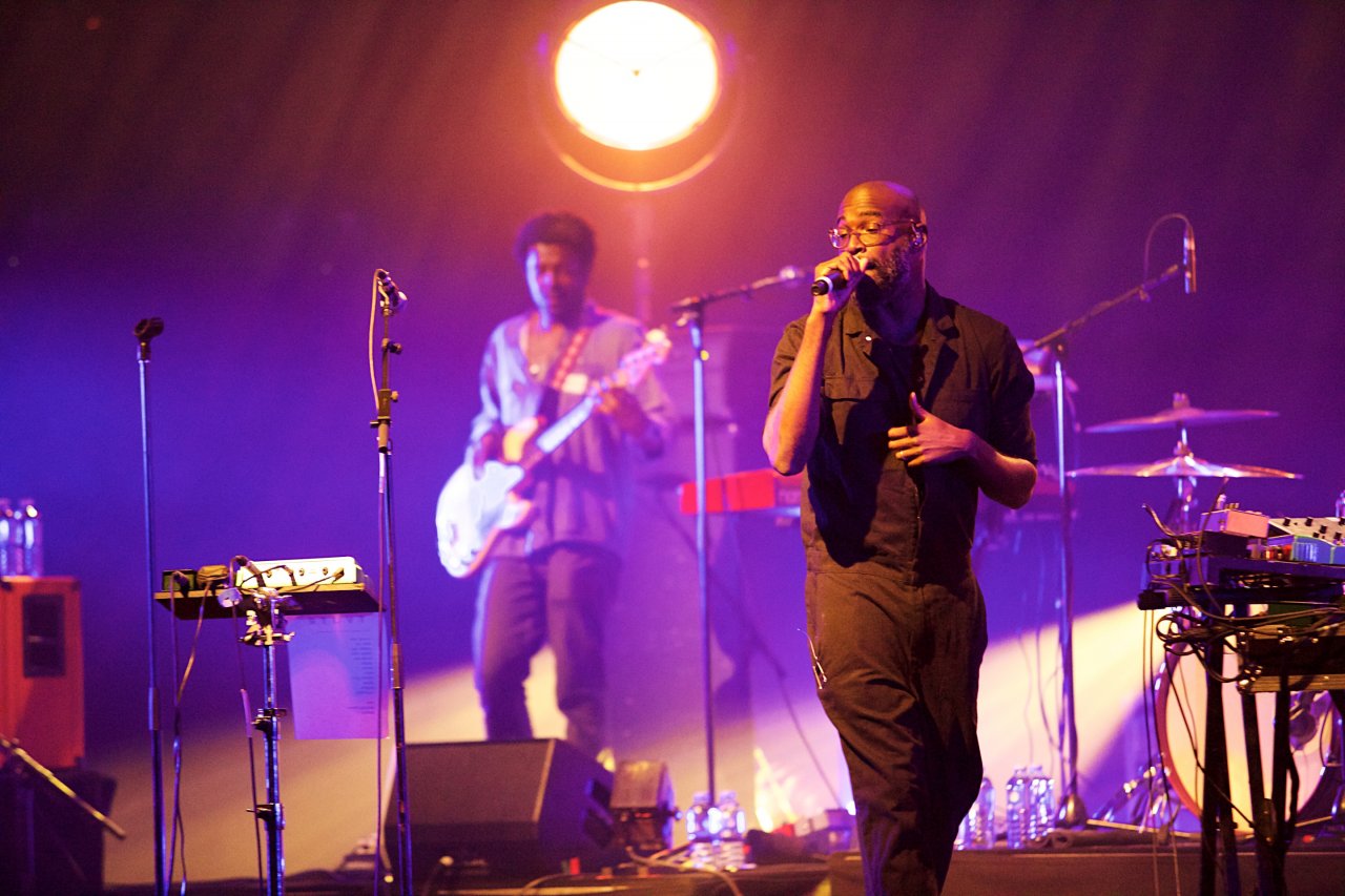 02TVontheRadioOperaHouse11