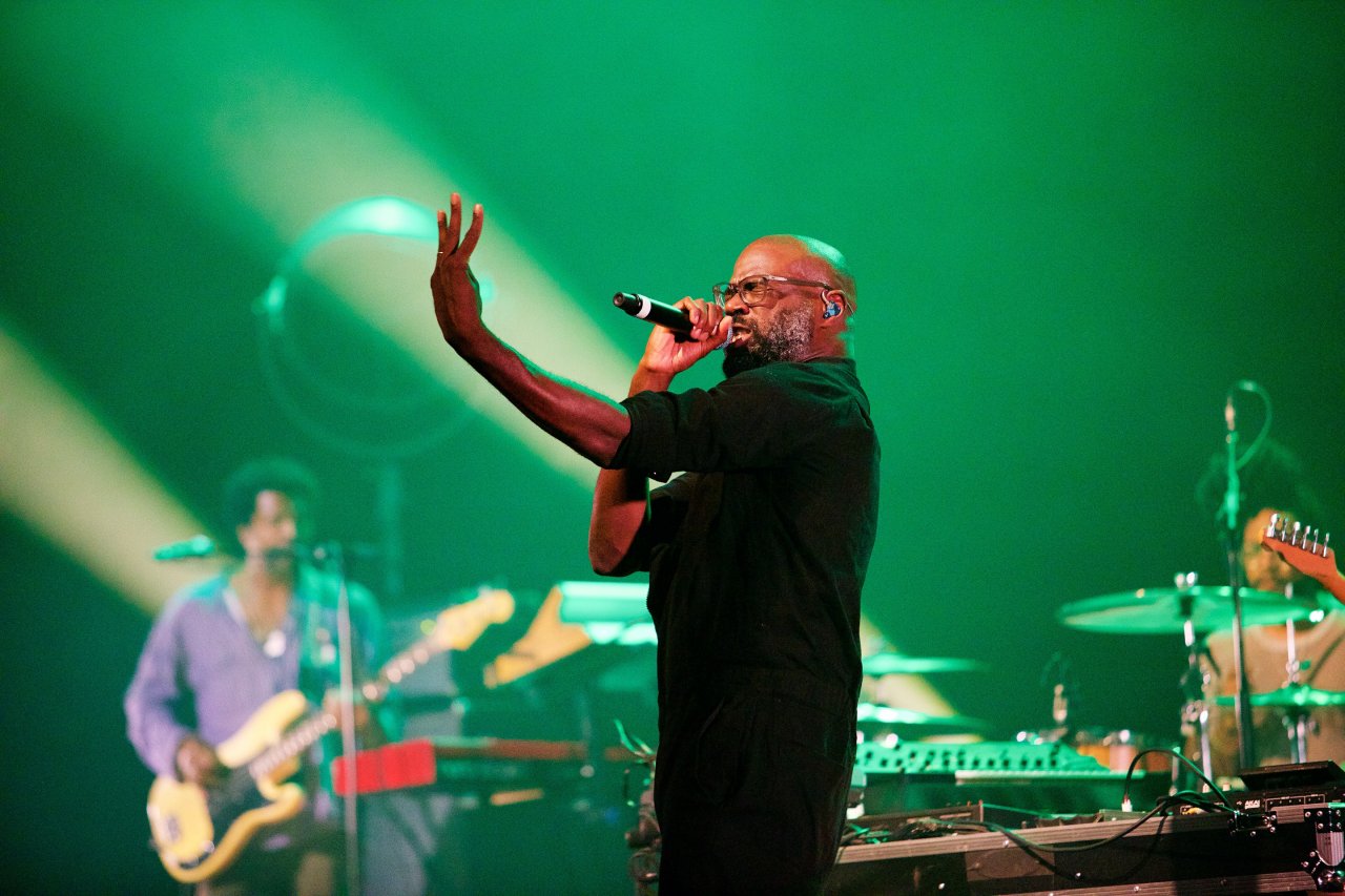 02TVontheRadioOperaHouse16