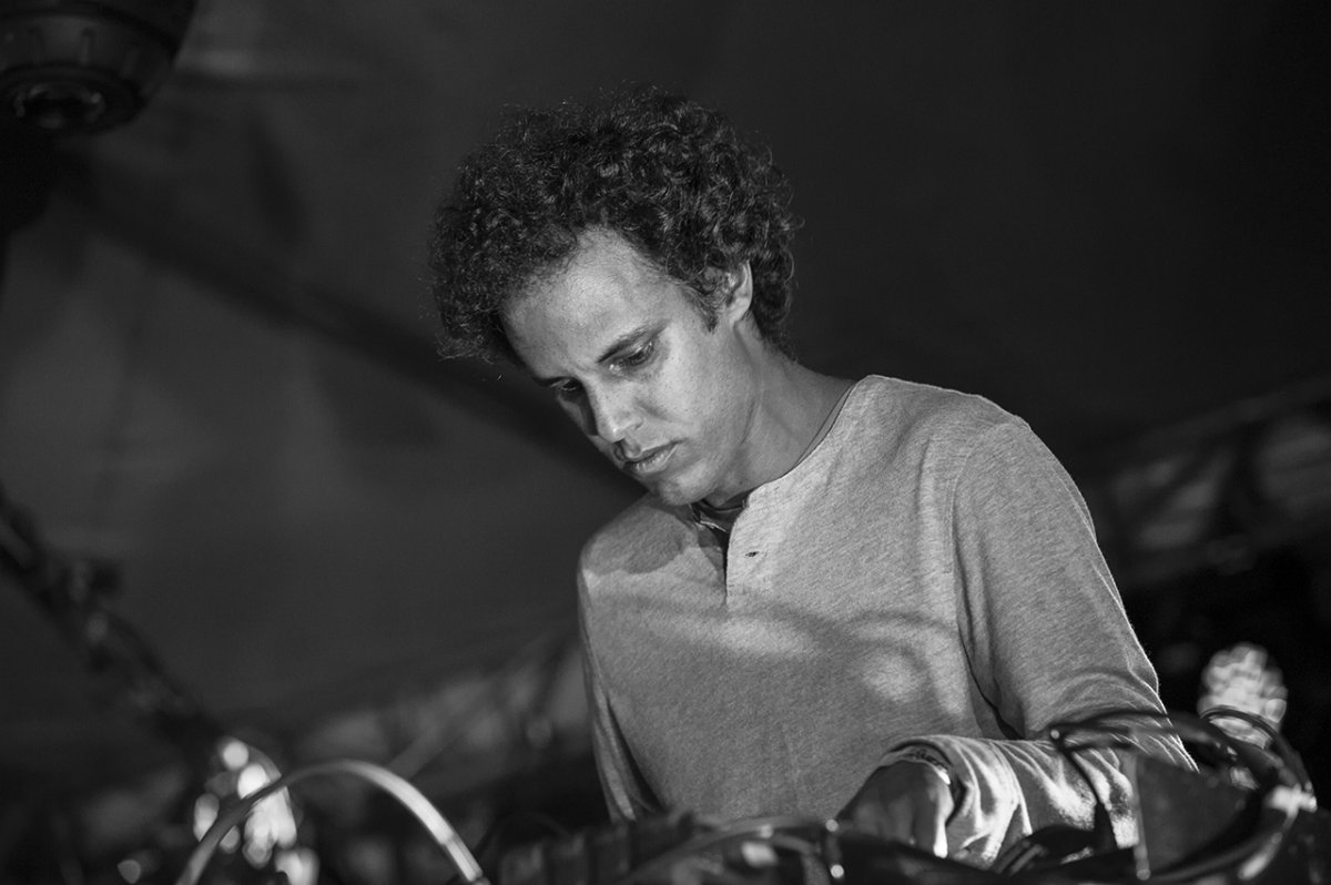 09FourTet01