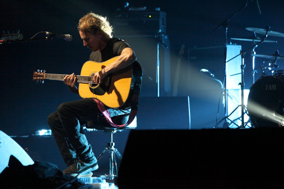 01BenHoward04