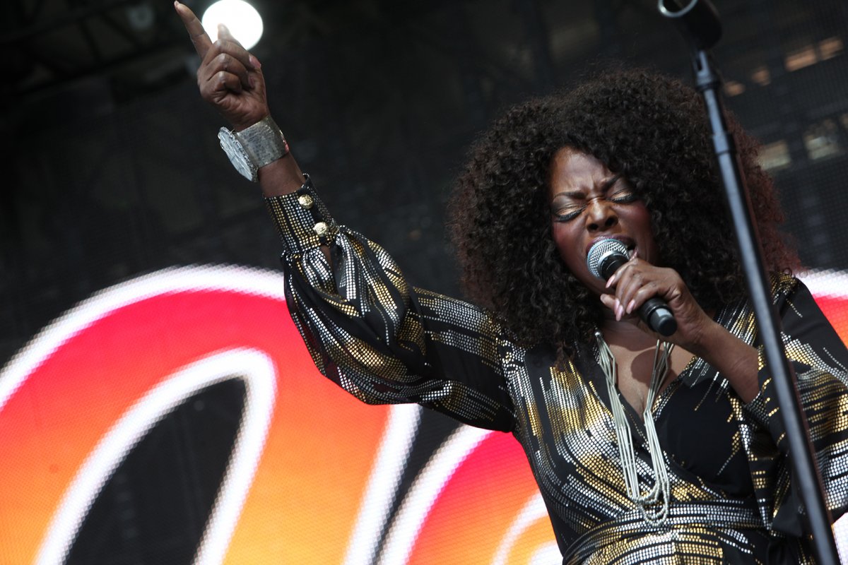 03angiestone07