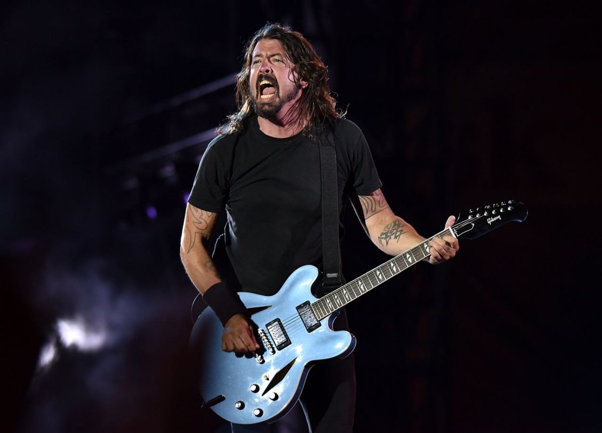 03FooFightersFooFightersLiveInSydney11