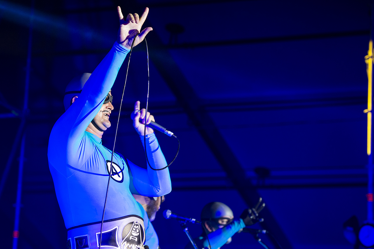 15Aquabats02