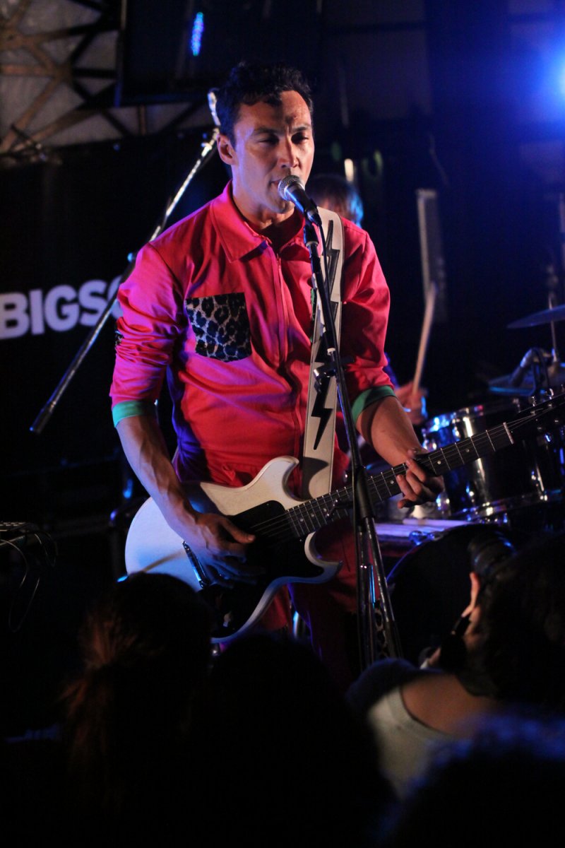 016Regurgitator20130911056