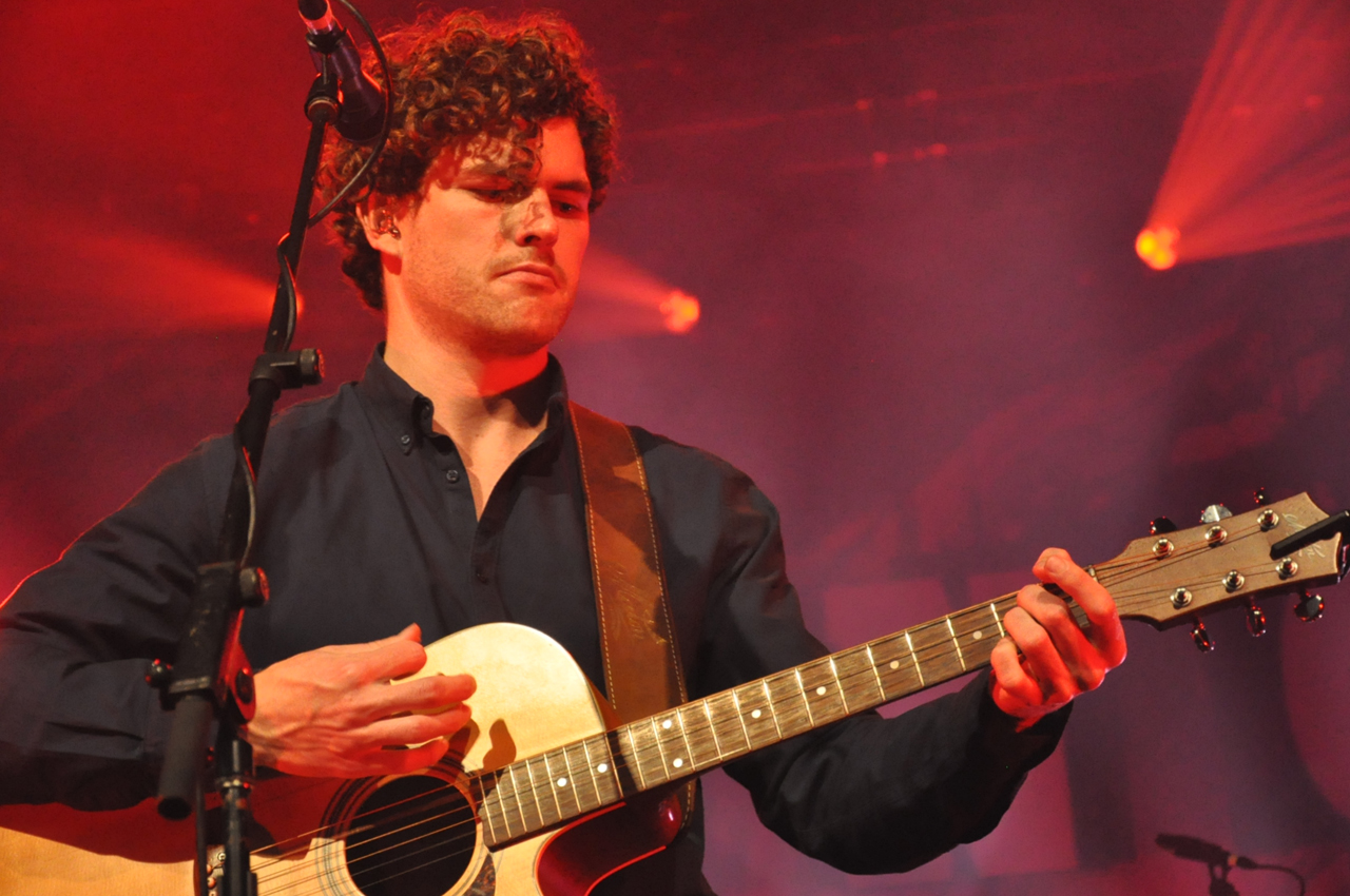 02 Vance Joy Enmore Theatre 19