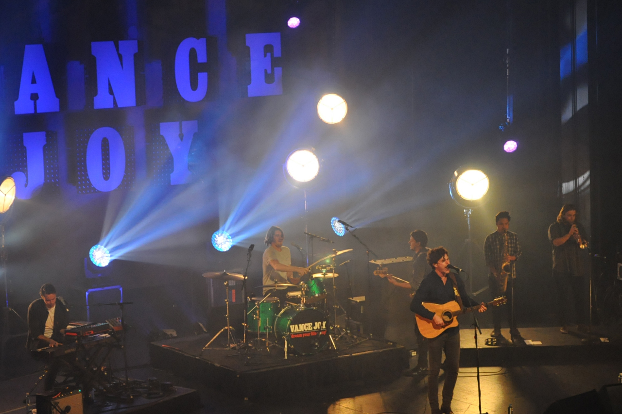 02 Vance Joy Enmore Theatre 28