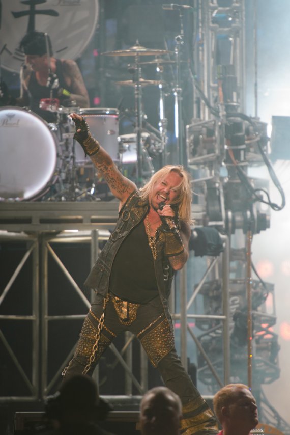 Alicecoopermotleycrue 122