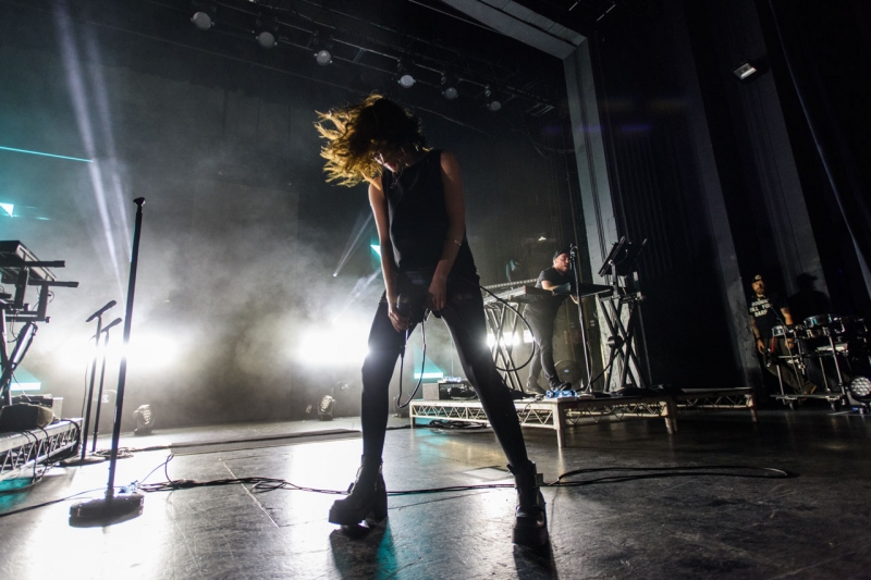 Chvrches - Enmore Theatre Sydney, 4/2/16 #8