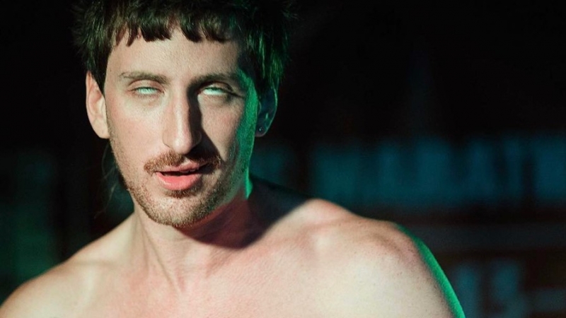 9. Kirin J Callinan Will Perform A Totally Normal And Not-At-All Weird Set