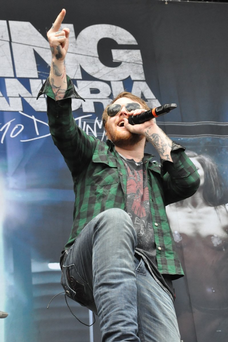 Asking Alexandria 35