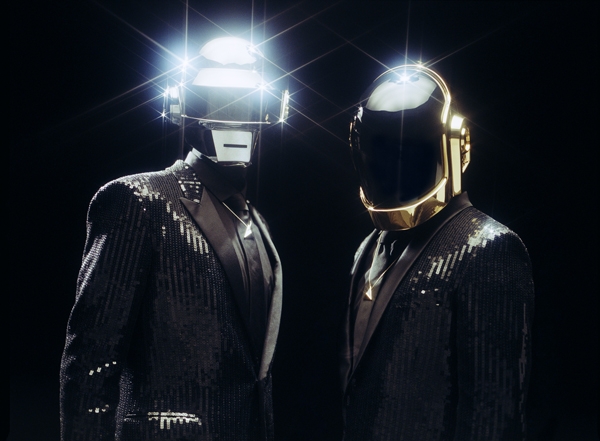 02 03NewDaftPunk2